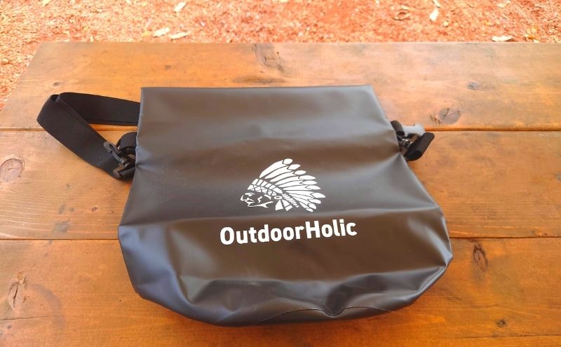 Outdoor Holic：DRYバッグ