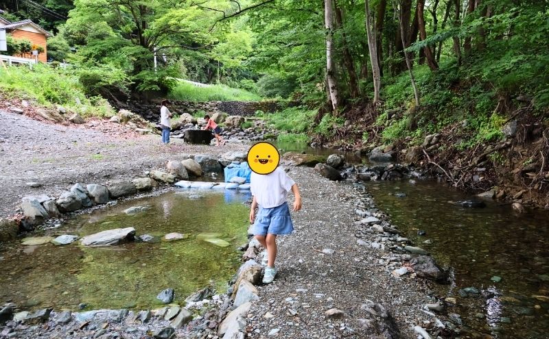 秩父定峰清流キャンプ場：小川