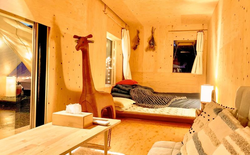 和心村ー古民家とグランピングと自然森山川海:木小屋住箱>内装